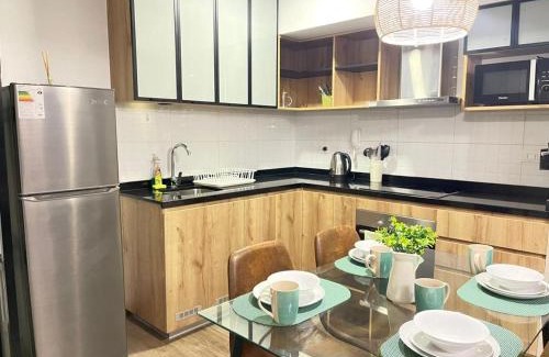 Santiago de Surco Apartamento | M24 DPTO DE DOS DORM - DOS BAÑOS FRENTE A LA EMBAJADA DE USa