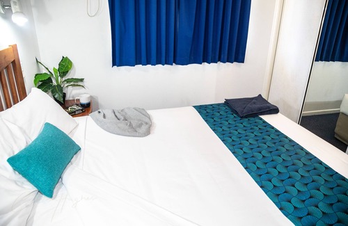 Slade Point Hotel | Mackay Seabreeze Apartments