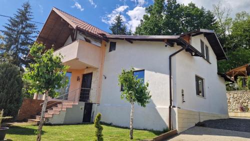 Bodesti Apartamento | MaDaS