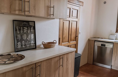 Saint-Etienne-de-Chigny Cabaña | Magnífica finca de 4 * con tenis y piscina climatizada.