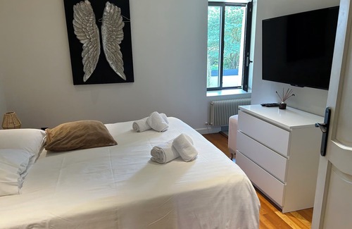 Saint-Savin Cama Y Desayuno | Magnificent guest room in an exceptional property...!!!