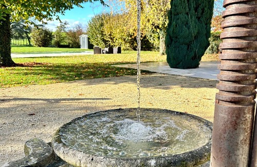 Saint-Savin Cama Y Desayuno | Magnificent guest room in an exceptional property...!!!