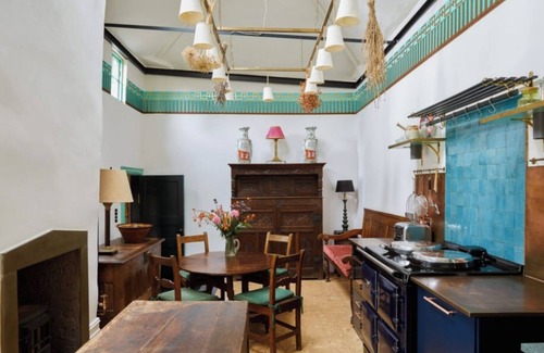 Enfield Casa | Magnificent historic townhouse within easy reach of London - pet friendly