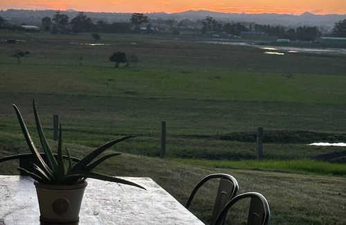 Hinton Casa | Magnificent luxury country estate with heavenly views-easy 1.5 hr to Sydney