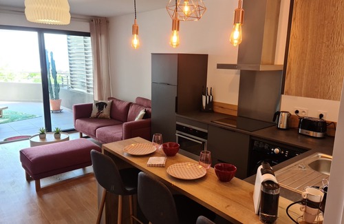 Le Ricanto Apartamento | Magnificent T2 parahotelier with 23m2 south-facing terrace and sea view