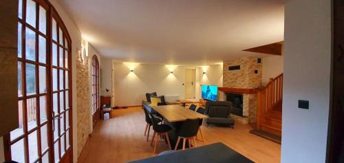 Roubion Chalet De Esquí | Magnifique Chalet avec Balneo