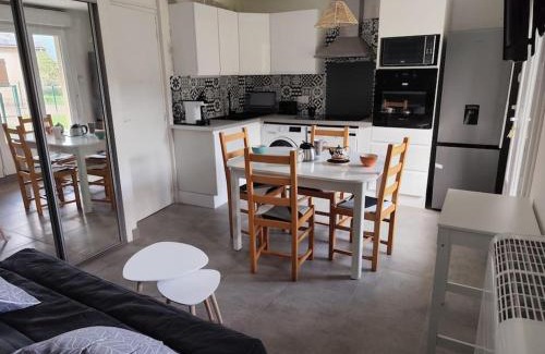 Bielle Apartamento | Mailh- Massibé 1 chambre 5 pers draps serviettes inclus parking près du ski tout confort