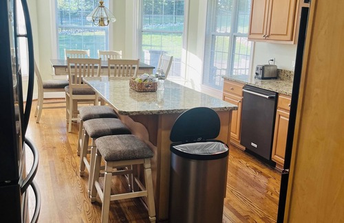 Bethlehem Casa | Main Channel Lake Hickory Views, Golf Course, Boat Ramp/Dock, 2-Marina's Nearby