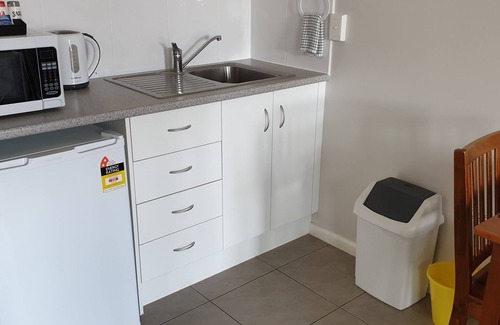 Pialba Hotel | Main Street Motel