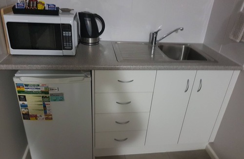 Pialba Hotel | Main Street Motel