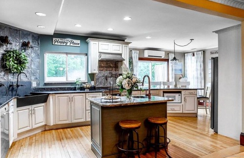 Newport Casa | Retiro de Maine Lakehouse