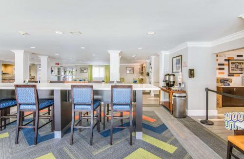 Columbus Hotel | MainStay Suites Columbus near Fort Benning