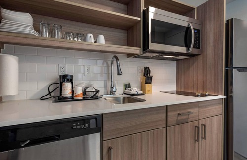 Horsham Hotel | MainStay Suites Horsham - Philadelphia