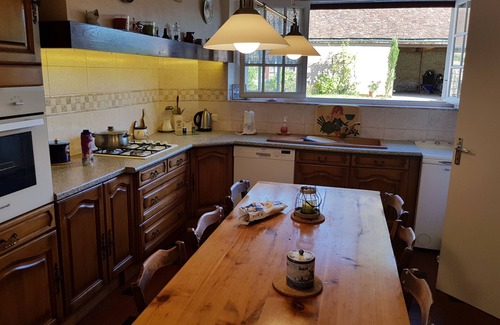 Saint-Crepin-d'Auberoche Casa | Maison De Charme heated swimming pool : "Chez Paulette " Calm, Space, pétanque.