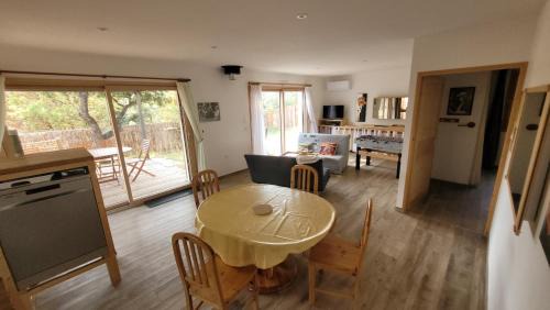 Chassiers Casa | Maison 2 chambres Les chêneslierres