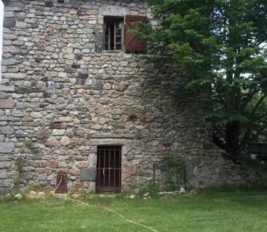 Borne Casa | Maison avec balcon à Borne, 70 m², 5 personnes avec jardin