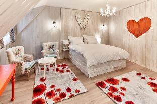 Castle Hill Hotel | Maison Bistro & Hotel