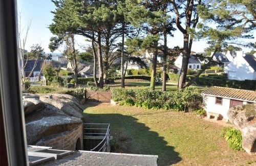 Tregastel Villa | Maison bretonne 50m plage avec jardin et WIFI à TREGASTEL - Réf 413
