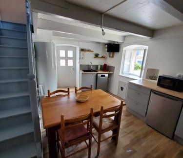 Cerzat Casa | Maison campagne près de la rivière