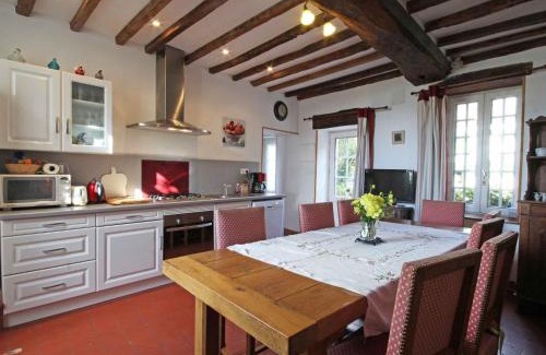 Sarceaux Casa | Maison de caractère avec jardin, proche d'Argentan, idéale pour pêche et détente en campagne - FR-1-497-131