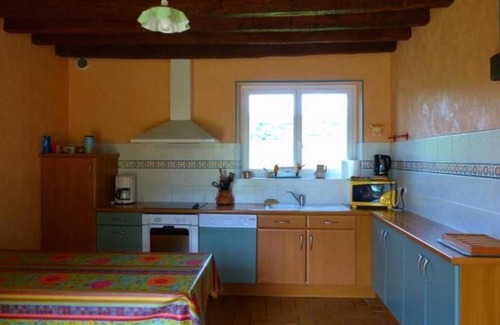 Saint-Remy-de-Sille Casa | Maison de charme en pierres, 5 chambres, jardin clos, terrasse, calme, ping-pong, proche loisirs. - FR-1-410-150