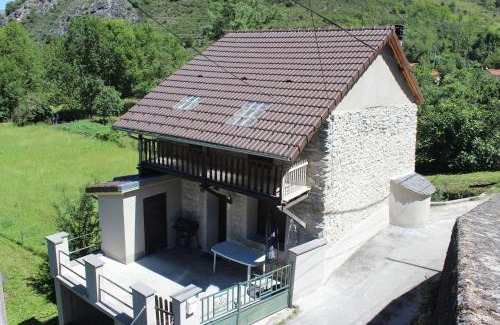 Ussat Casa | Maison de charme calme entourée de montagne