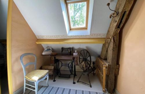 Sainte-Opportune Casa | Maison de charme avec jardin luxuriant, près de la Suisse Normande, idéale pour déconnexion totale - FR-1-497-35