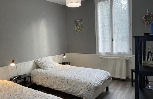 Taxat-Senat Casa | Maison de ferme charmante avec terrasse et grand jardin près de Vichy - FR-1-489-363