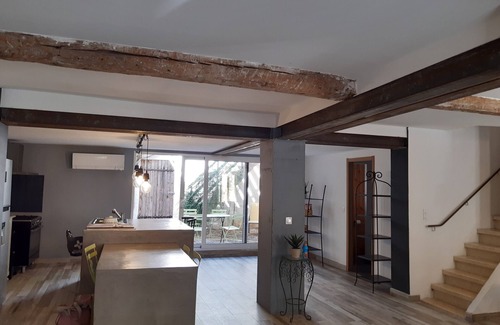 Salles-d'Aude Casa | Maison de Village , Piscine Dans Cuve à vin , 10 min de la mer
