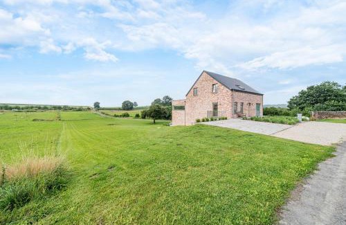 Bievre Villa | Maison MadArt surround yourself in nature