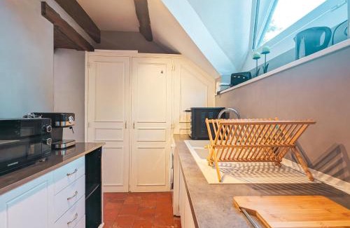 Chateauroux Casa | Maison paisible à Châteauroux avec jardin et parking privé - FR-1-591-759