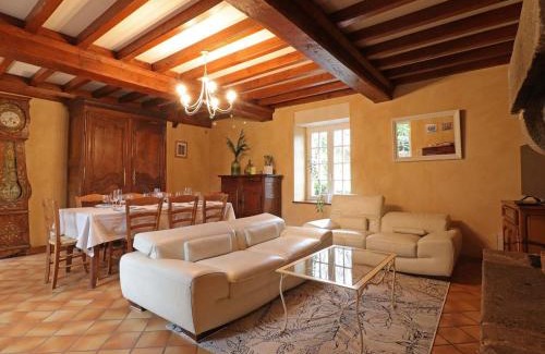 Tinchebray-Bocage Casa | Maison rénovée avec jardin, cheminée et animaux admis - FR-1-497-154