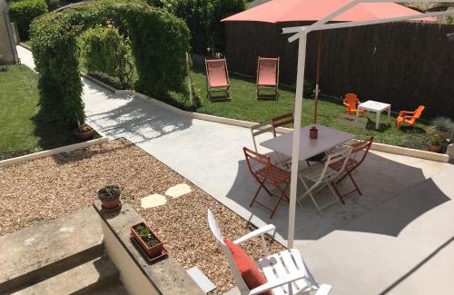 Chateauroux Casa | Maison rénovée avec jardin, proche du centre, pour 6 pers, Châteauroux - FR-1-591-578