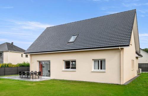 Montigny Casa | Maison rénovée haut de gamme - 4 chambres, terrasse, parking