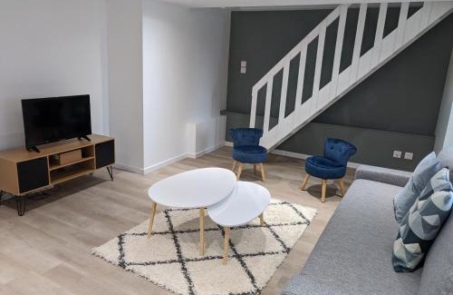 Beauvais Casa | Maison Rénovée & Spacieuse, Idéale Familles & Groupes, Proche Aéroport