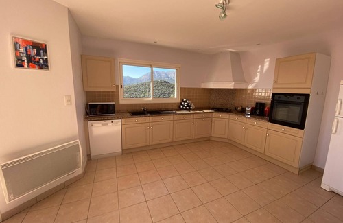 Santa-Maria-Figaniella Casa | Maison vue mer Entre mer et Montagne