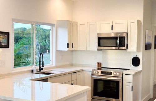 Discovery Harbour Casa | Makia View House / 3Bed + 2 Bath / Ocean Views