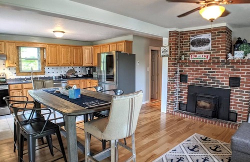 Lochmere Casa | Makin' Memories with beach access and dock on Silver Lake!