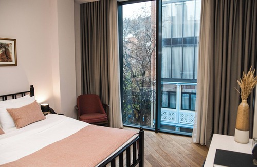 Sololaki Hotel | Makmani Hotel