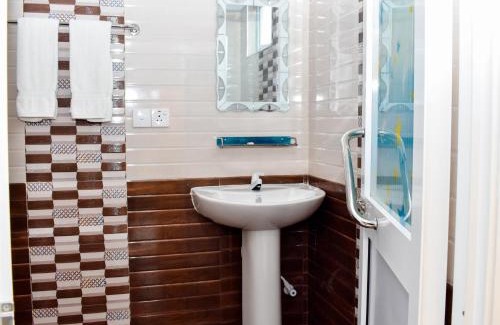 Arunagiri Nagar Hotel | Mallika Resort