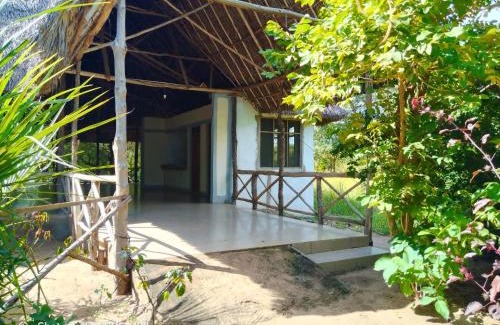 Mloka Cabina | Malombo Selous Forest Camp