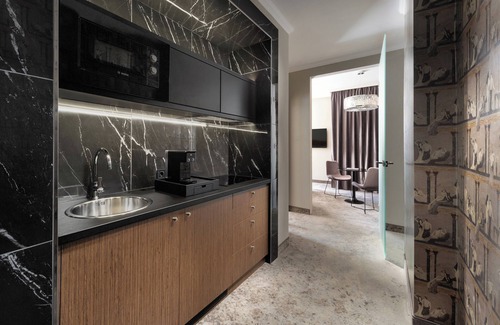 Belvaros - Lipotvaros Hotel | Mamaison Hotel Chain Bridge Budapest