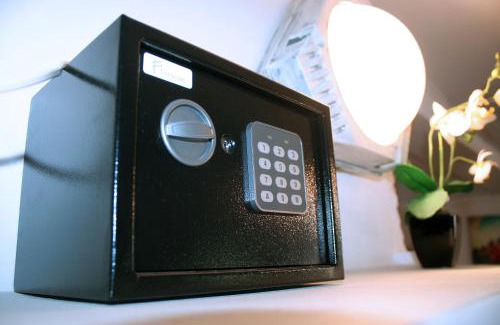 Dnipro Hotel | MAMBA HOTEL - готель в укритті