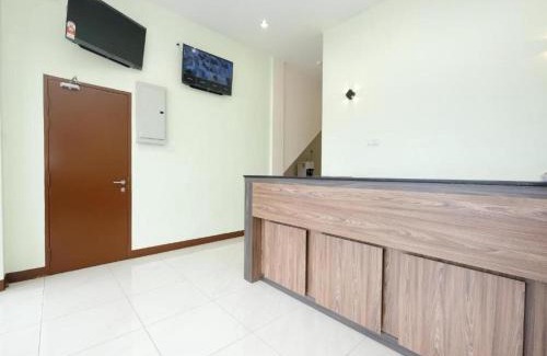 Bandar Indera Mahkota Hotel | Mancalin Hotel