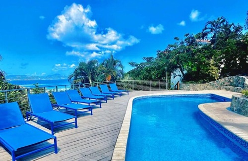 Bouvet Island Villa | Mandavilla (Upper)
