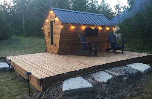 Manitoulin District Casa | Manitoulin Waterfront Cottage on Lake Huron - With Sauna