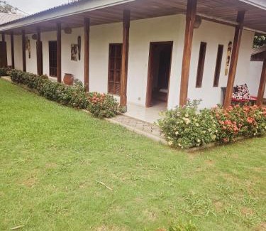 Limbe Cabina | Manjuwele Lodge