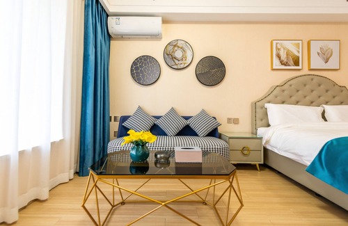 Lianhu Hotel | ManluHotel