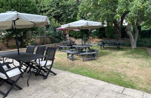 Mansfield Hotel | Mansfield Lodge Hotel Ltd