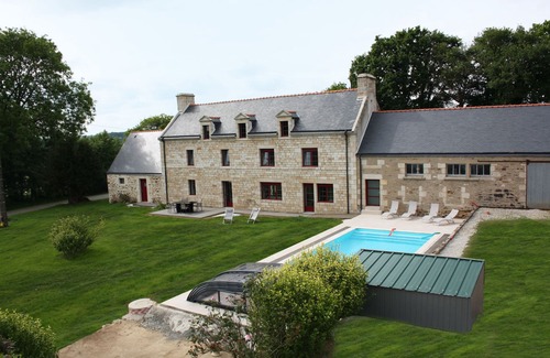 Guenin Casa | Mansión para 10 personas con piscina cubierta climatizada